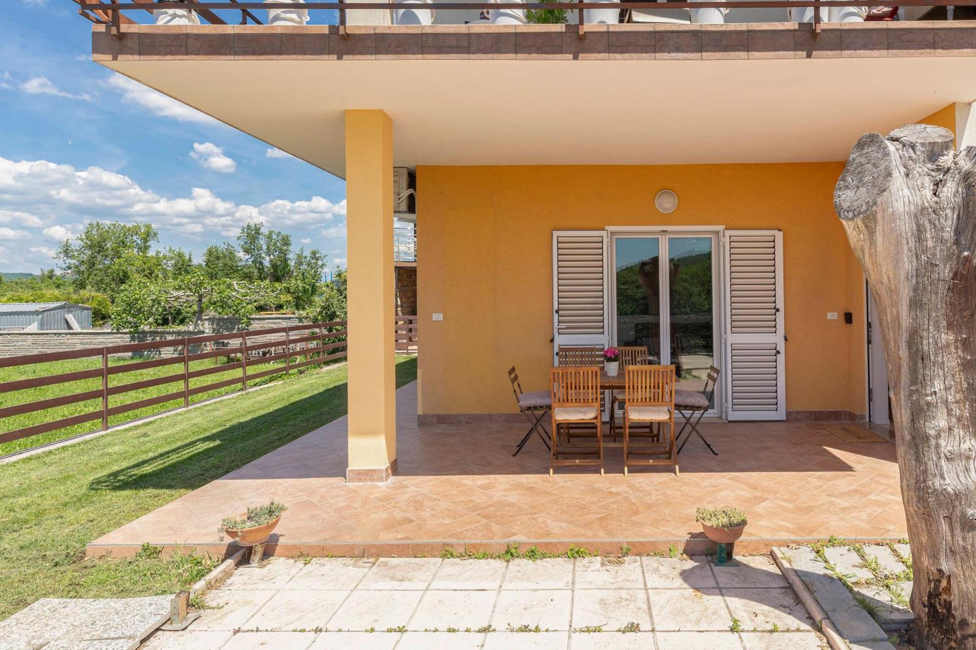 Apartments Souranded By Forest With Sea View Koper Exteriör bild