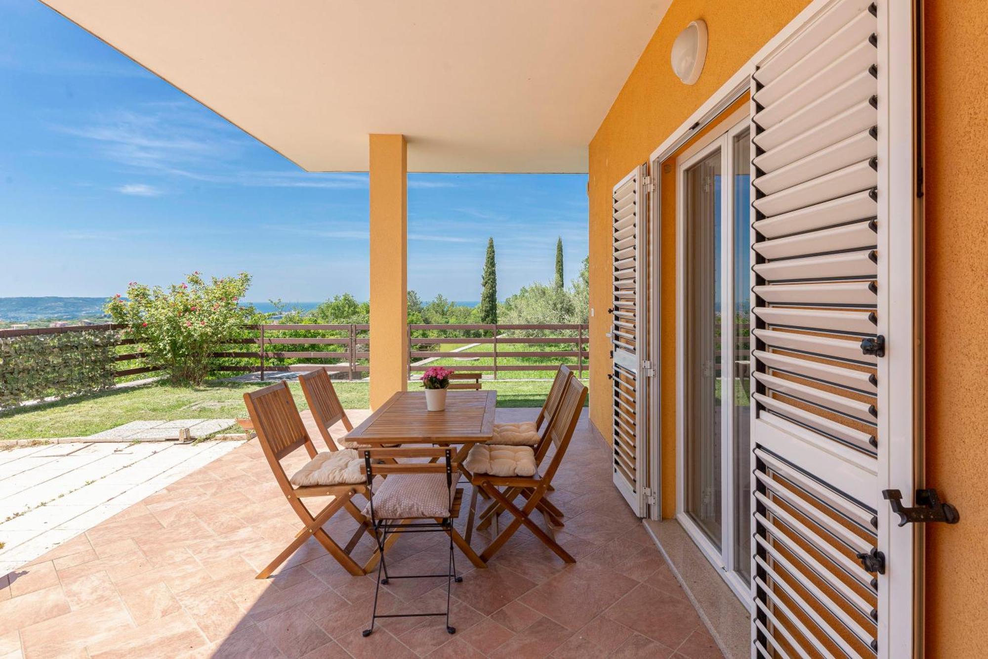 Apartments Souranded By Forest With Sea View Koper Exteriör bild