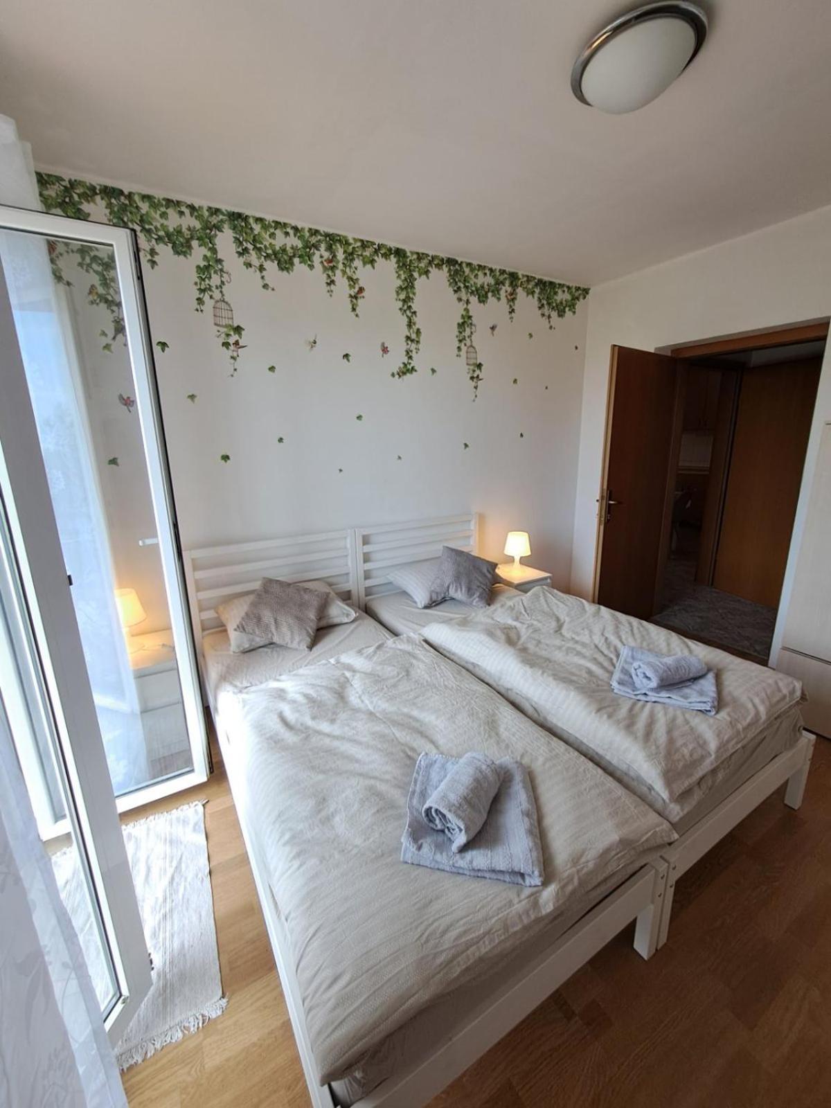 Apartments Souranded By Forest With Sea View Koper Exteriör bild